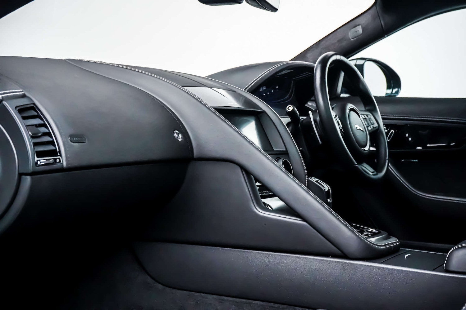 Used Jaguar F-Type 2023 for sale - 76831017: Photo 24