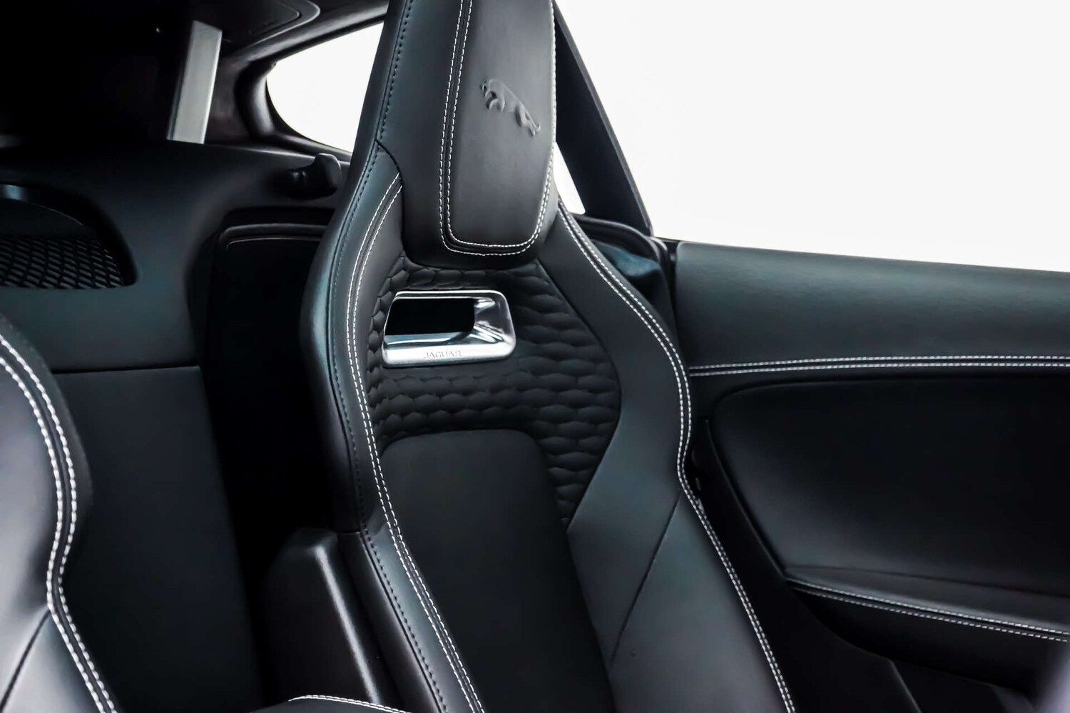 Used Jaguar F-Type 2023 for sale - 76831017: Photo 7