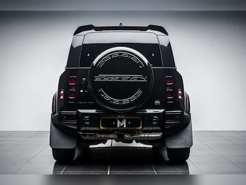 Used Land Rover Defender 90 2023 for sale - 78117653: Photo