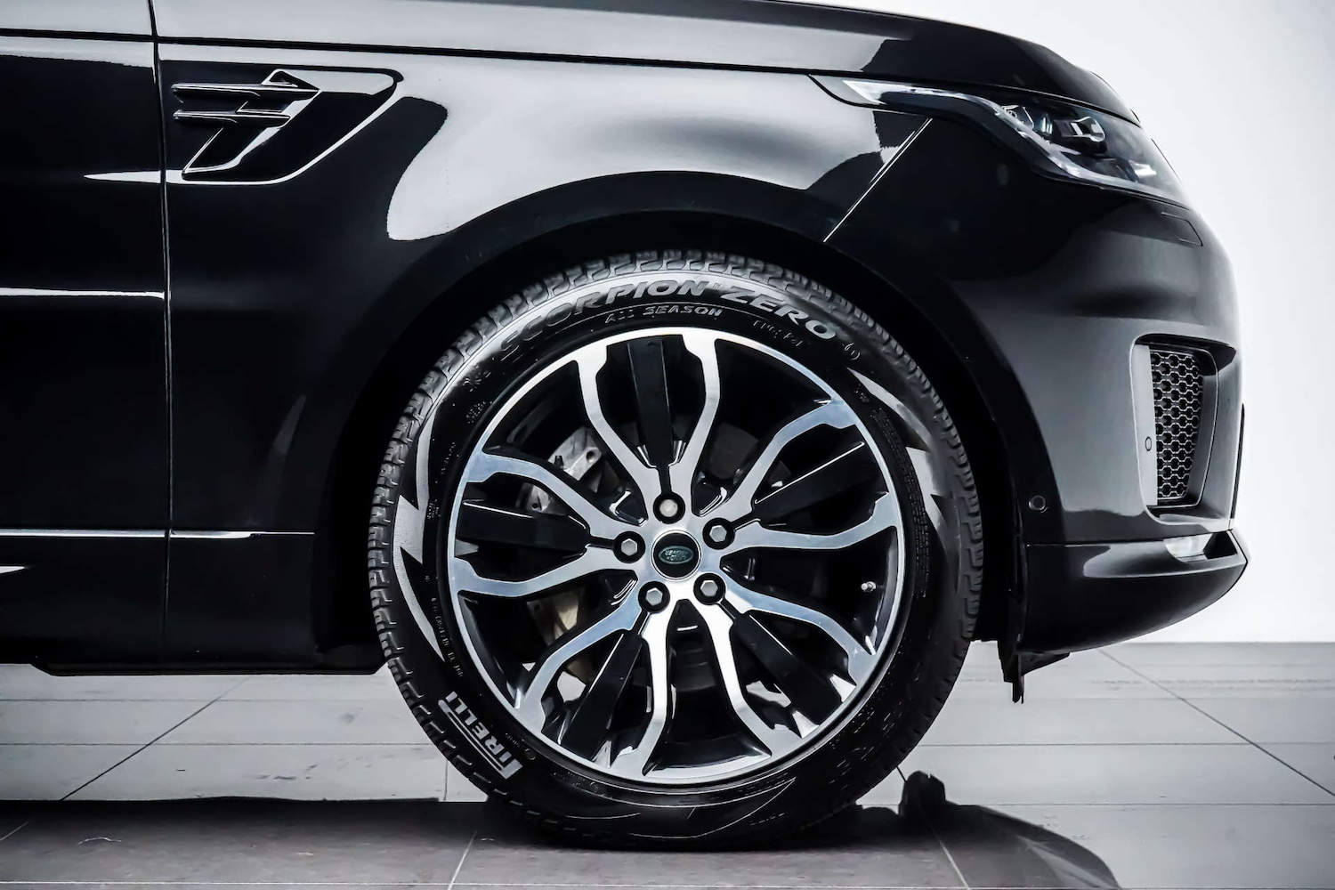 Used Land Rover Range Rover Sport 2020 for sale - 76830934: Photo 11