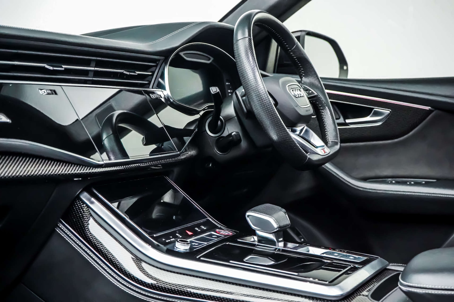 Used Audi Q8 2020 for sale - 76831003: Photo 25