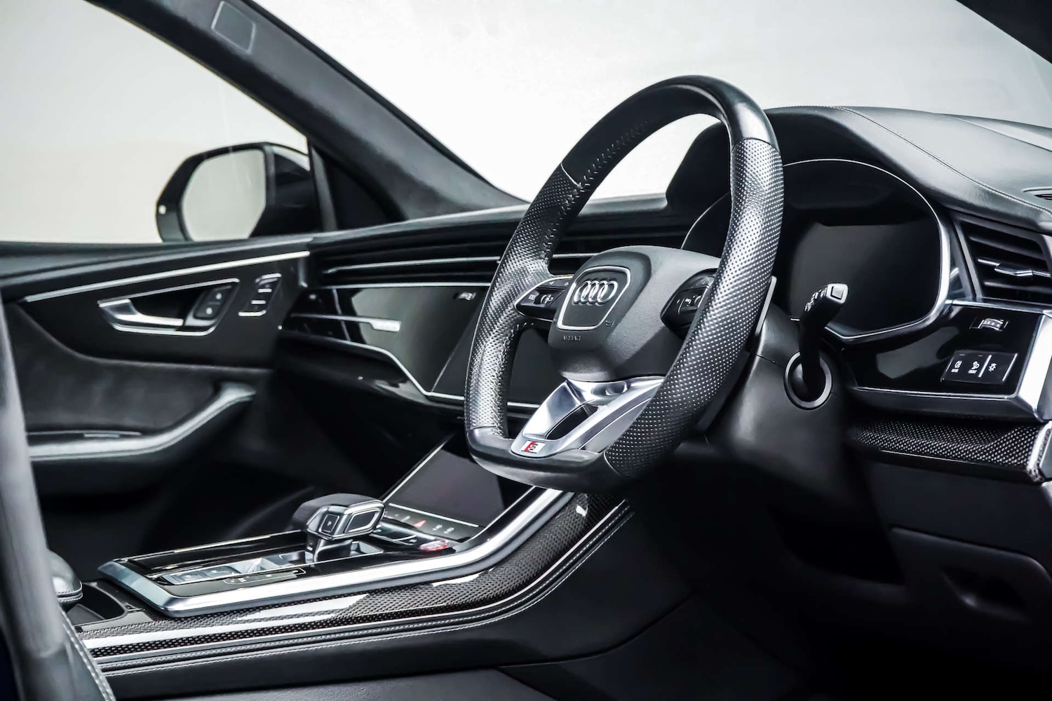 Used Audi Q8 2020 for sale - 76831003: Photo 9