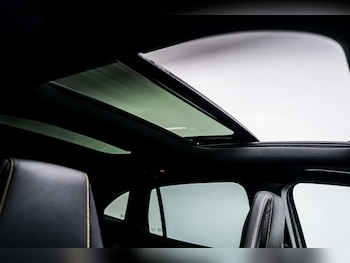 Used Mercedes-Benz GLA 2020 for sale - 76884383: Photo