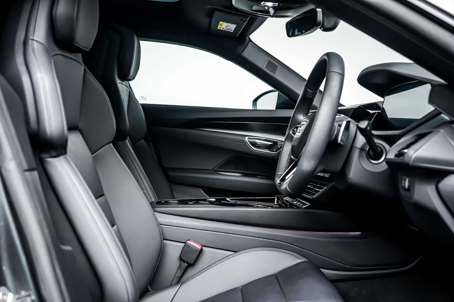 Used Audi e-tron GT 2023 for sale - 77655596: Photo 6