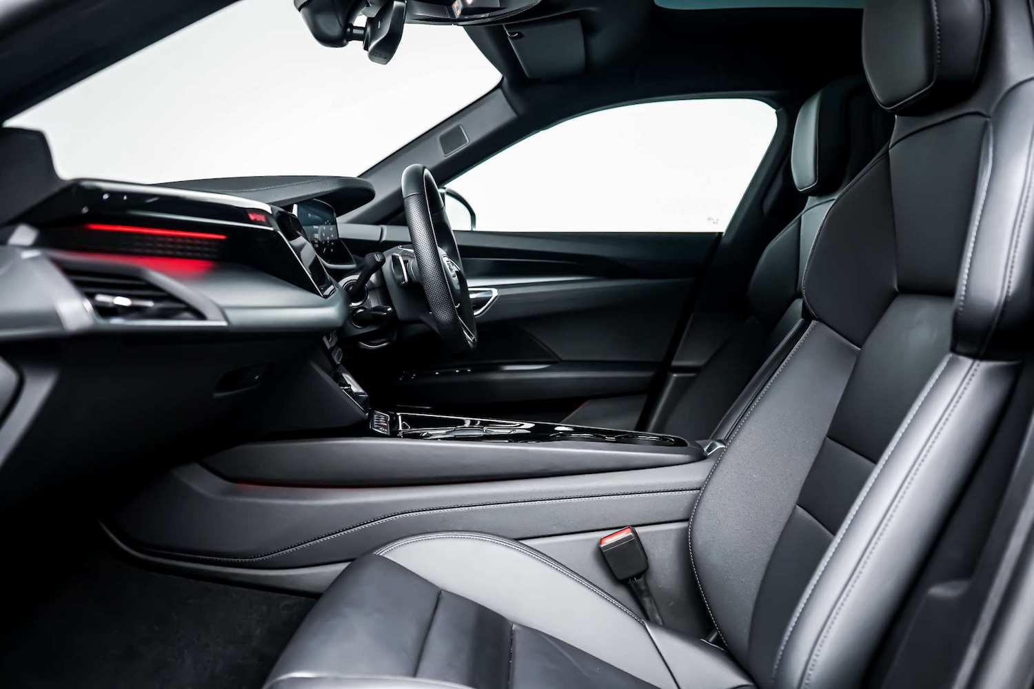 Used Audi e-tron GT 2023 for sale - 77655596: Photo 7