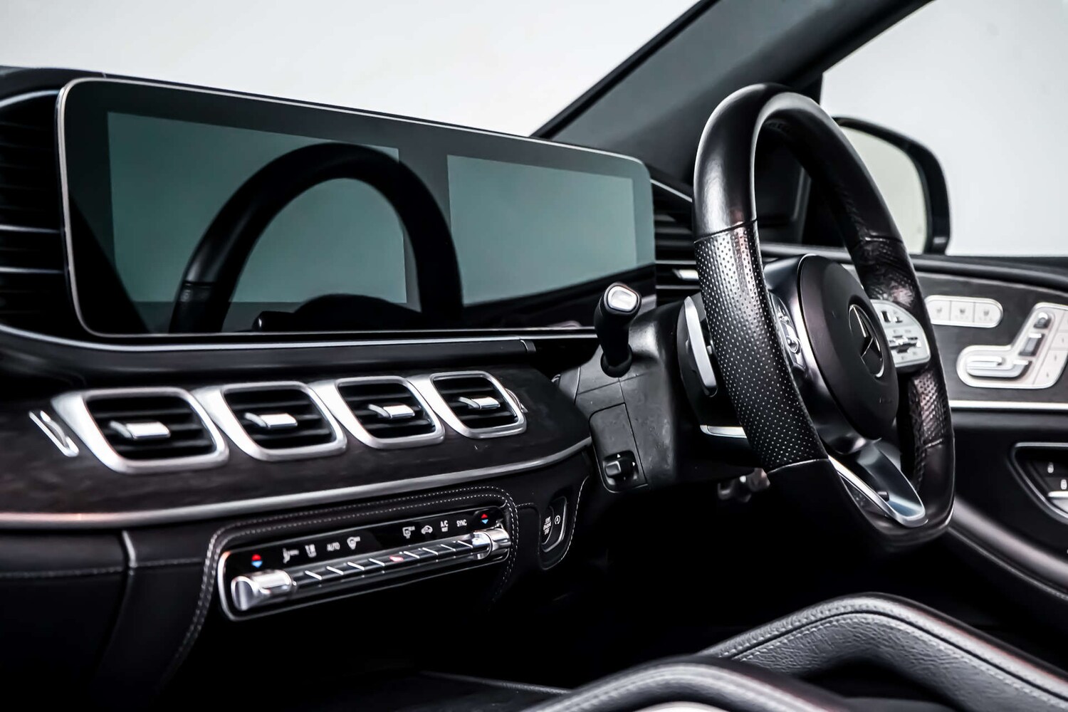 Used Mercedes-Benz GLE 2023 for sale - 77426943: Photo 20