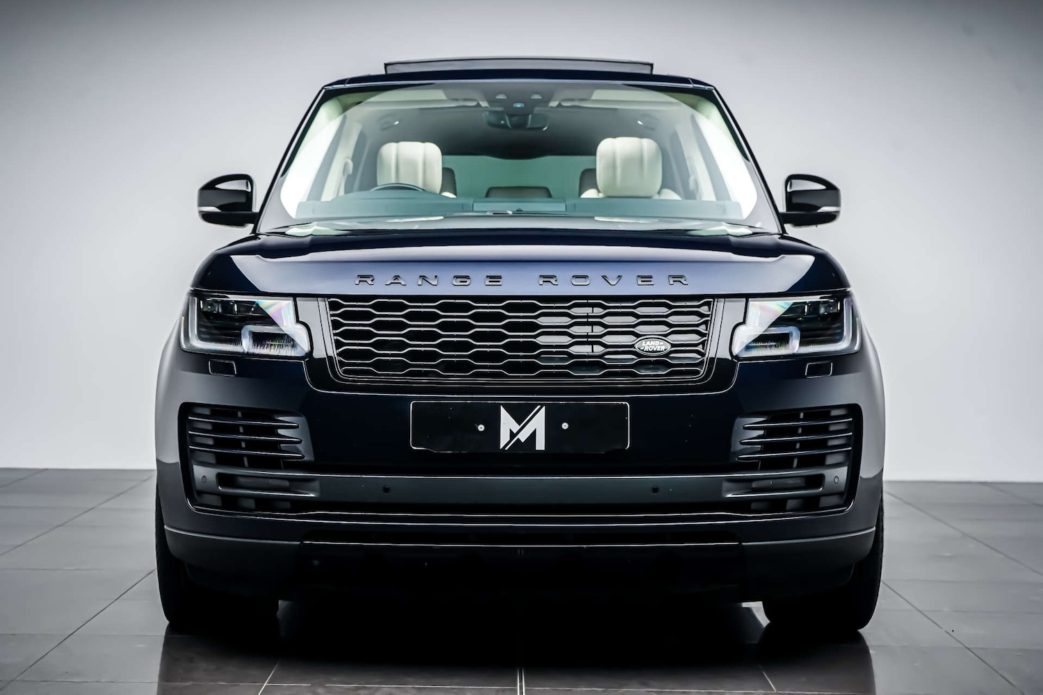 Used Land Rover Range Rover 2021 for sale - 77604018: Photo 2