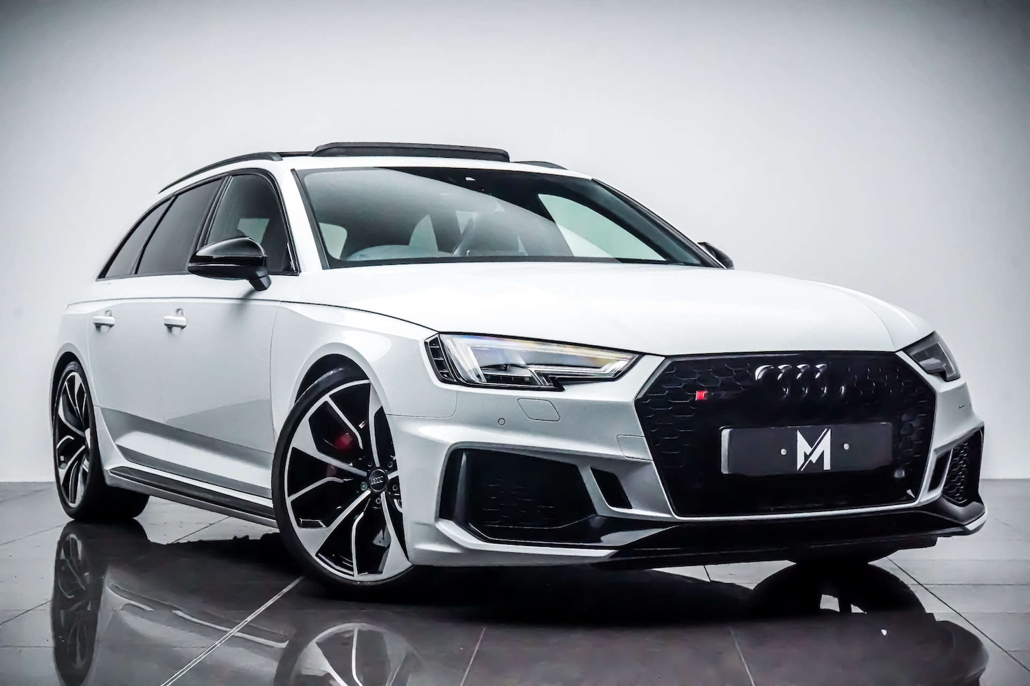 Used Audi RS4 2019 for sale - 76831077: Photo 1