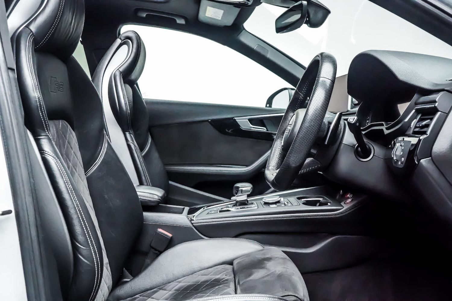 Used Audi RS4 2019 for sale - 76831077: Photo 6