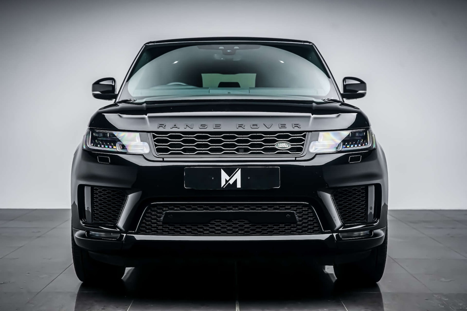 Used Land Rover Range Rover Sport 2018 for sale - 77610608: Photo 2