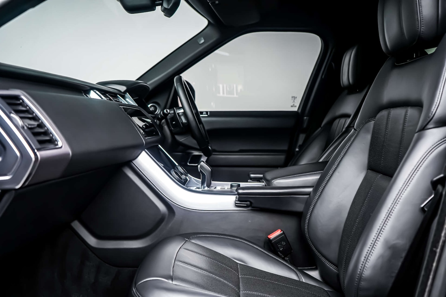 Used Land Rover Range Rover Sport 2018 for sale - 77610608: Photo 7