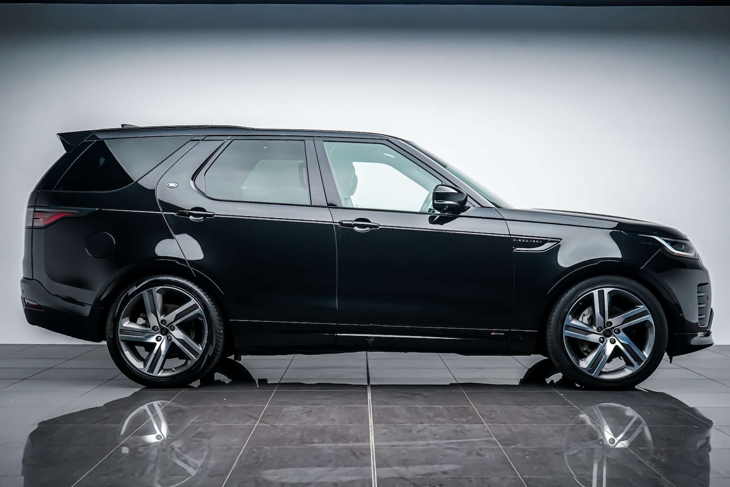 Used Land Rover Discovery 2021 for sale - 76831088: Photo 11