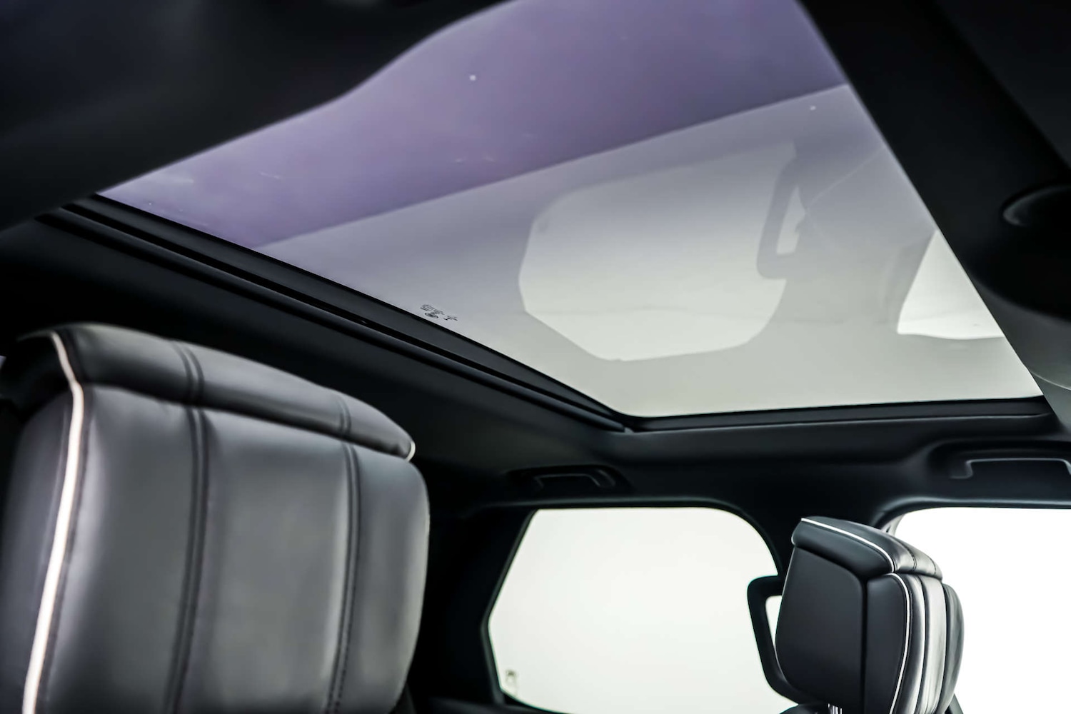 Used Land Rover Discovery 2021 for sale - 76831088: Photo 3