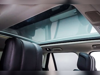 Used Land Rover Range Rover 2021 for sale - 76830867: Photo