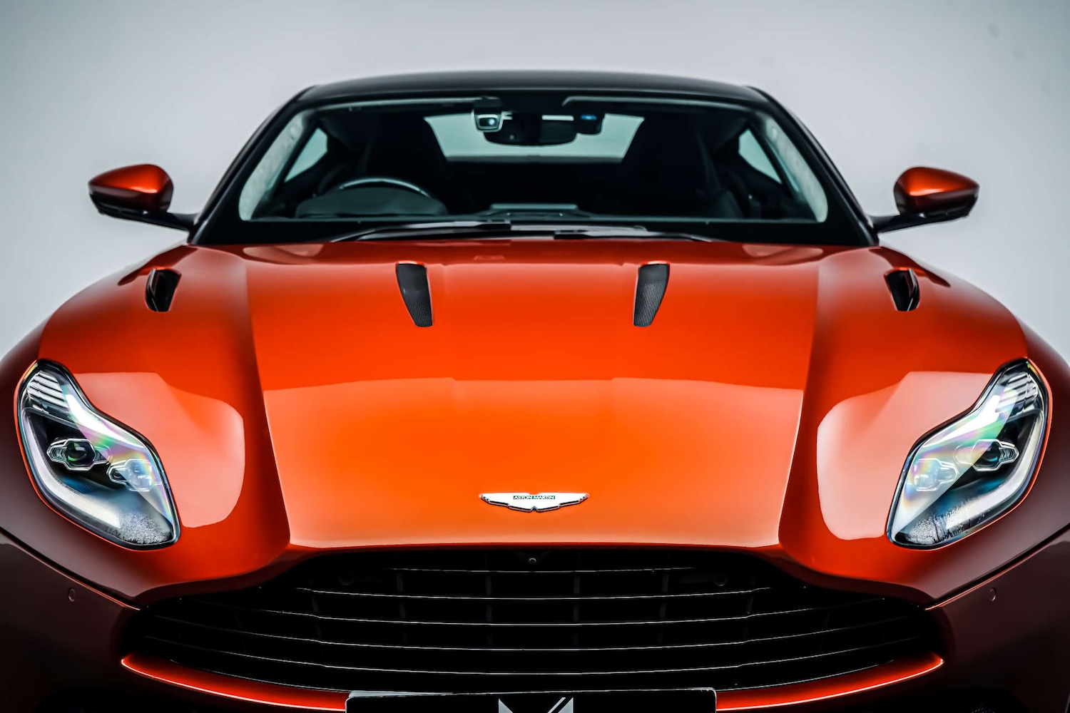 Used Aston Martin DB11 2017 for sale - 77426913: Photo 11