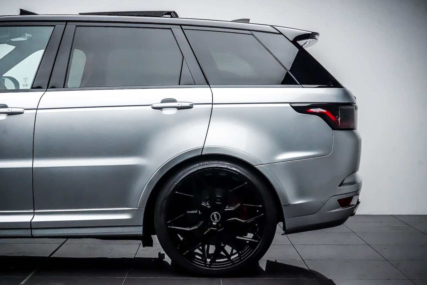 Used Land Rover Range Rover Sport 2020 for sale - 76830860: Photo 16