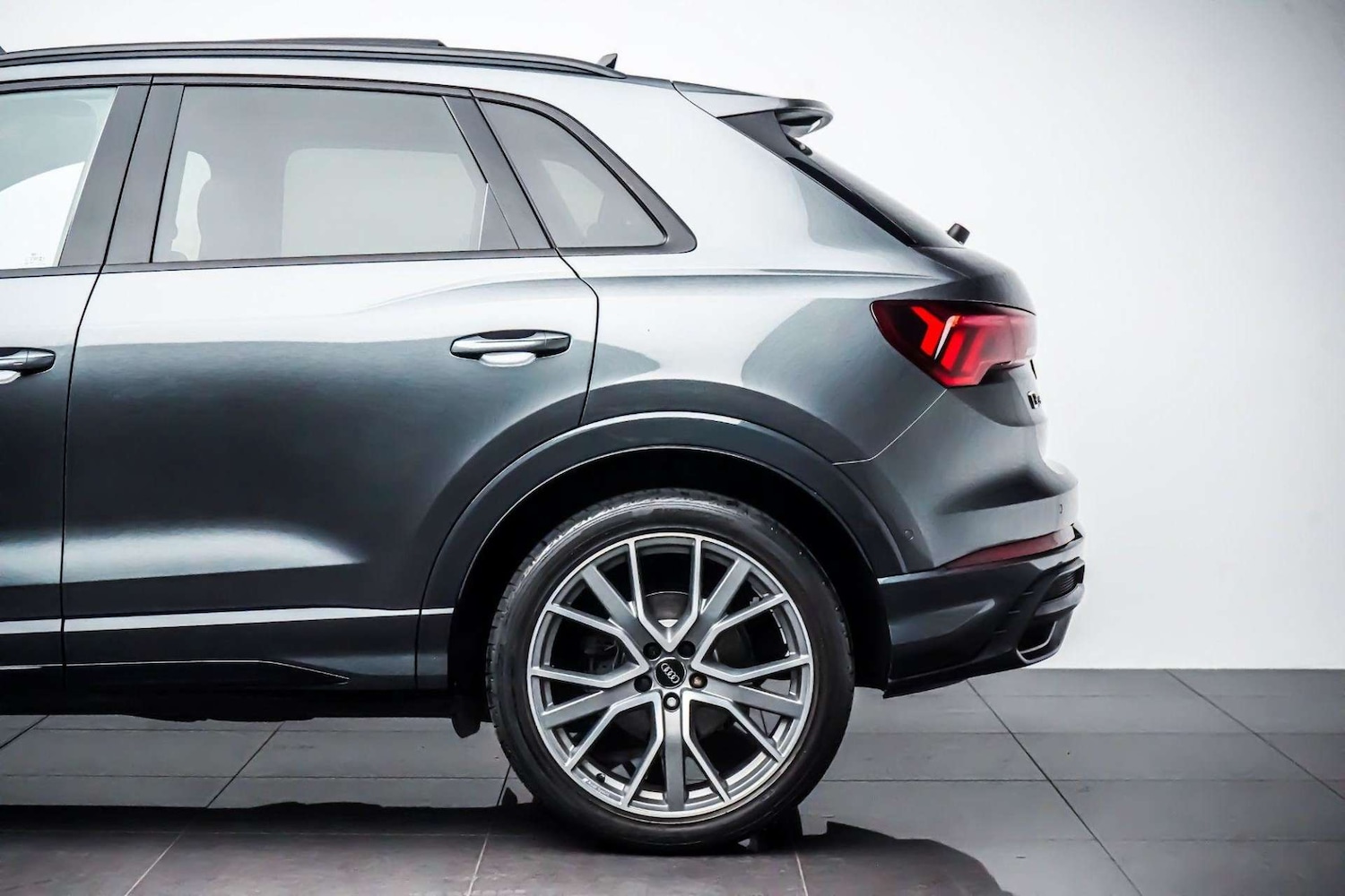 Used Audi Q3 2019 for sale - 76830976: Photo 14