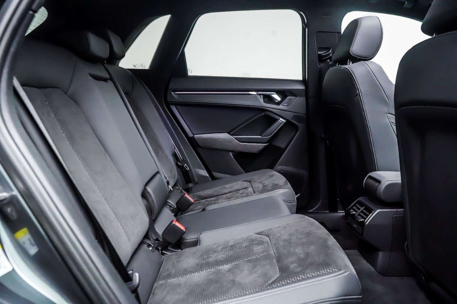 Used Audi Q3 2019 for sale - 76830976: Photo 8