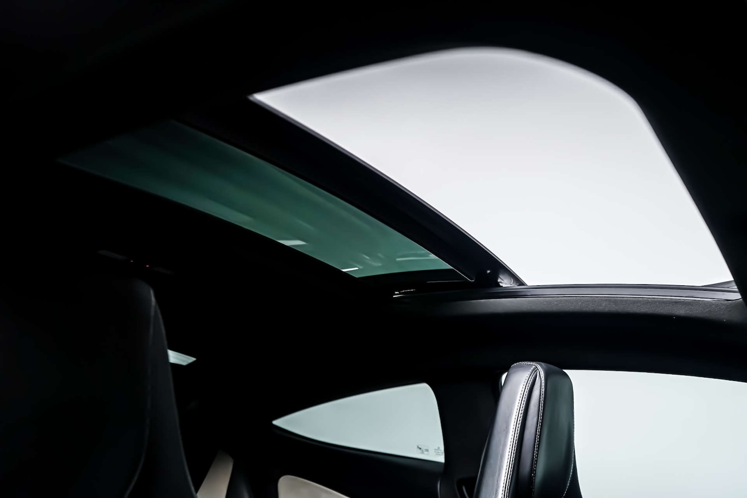 Used Mercedes-Benz C Class 2017 for sale - 77249279: Photo 3