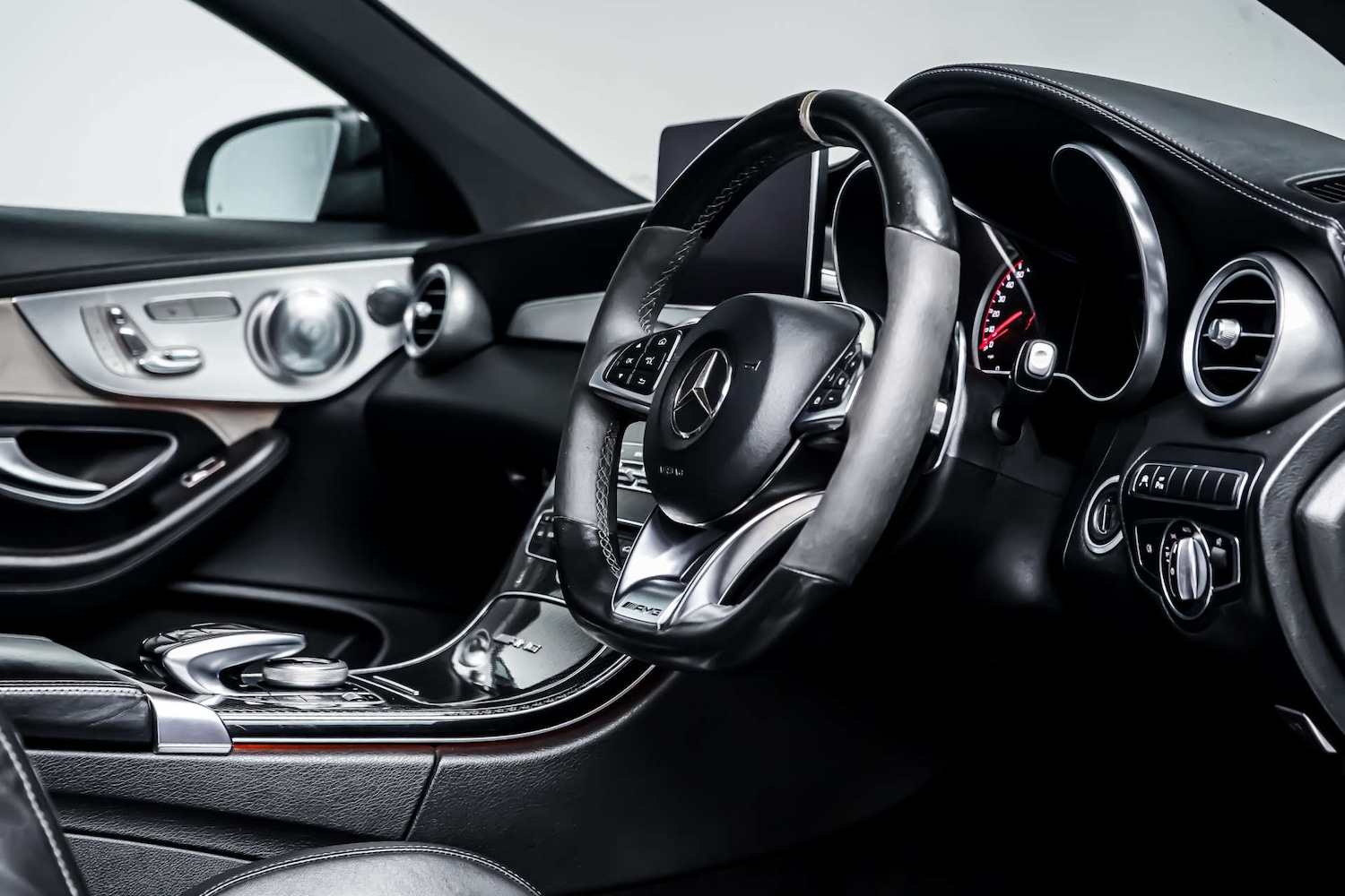 Used Mercedes-Benz C Class 2017 for sale - 77249279: Photo 8