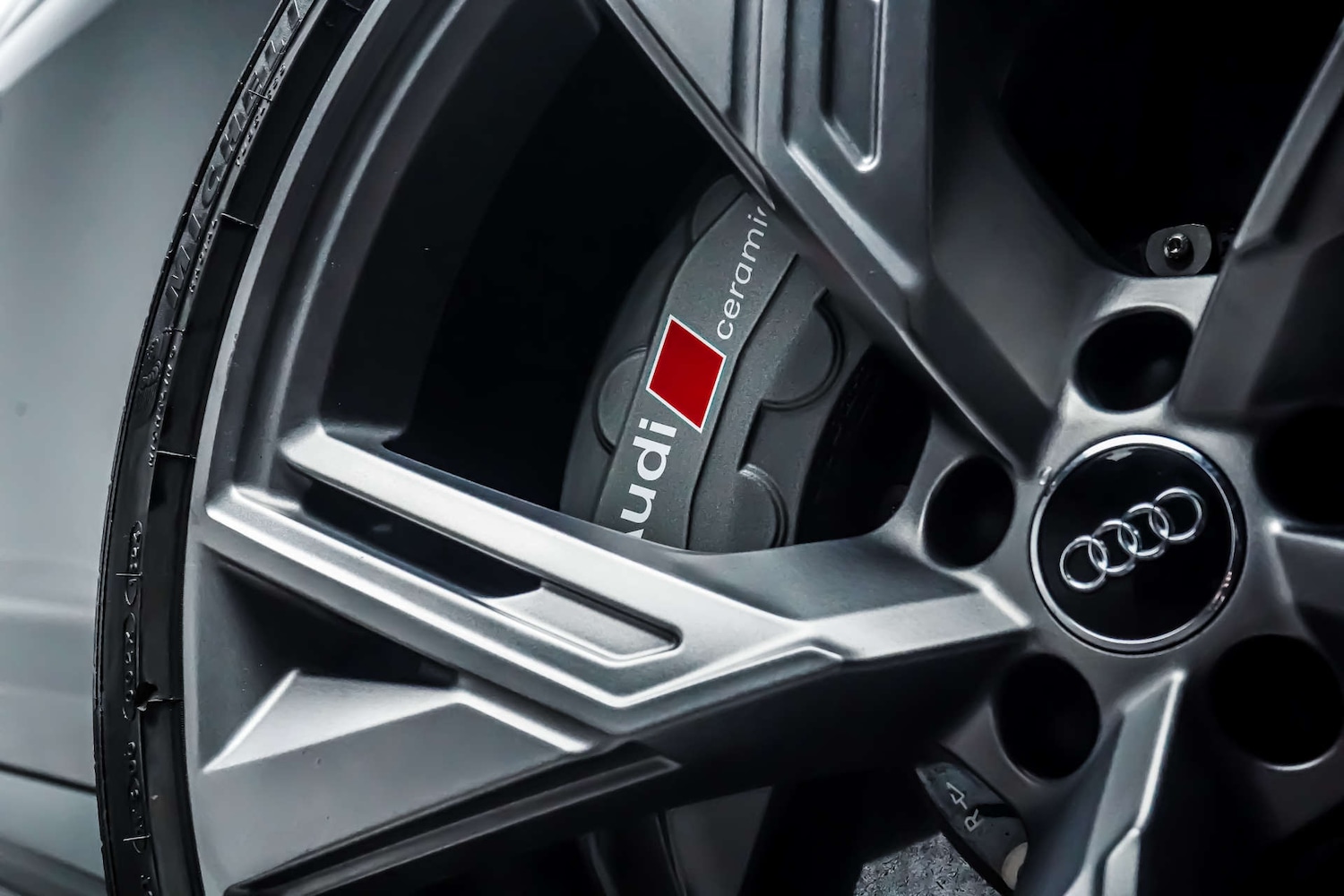 Used Audi RS6 2020 for sale - 76831036: Photo 3