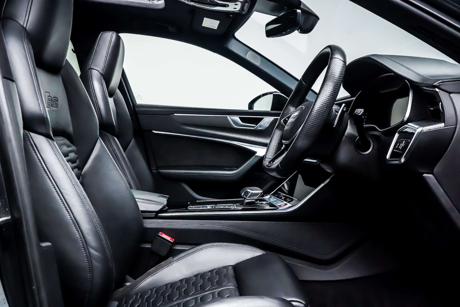 Used Audi RS6 2020 for sale - 76831036: Photo 6