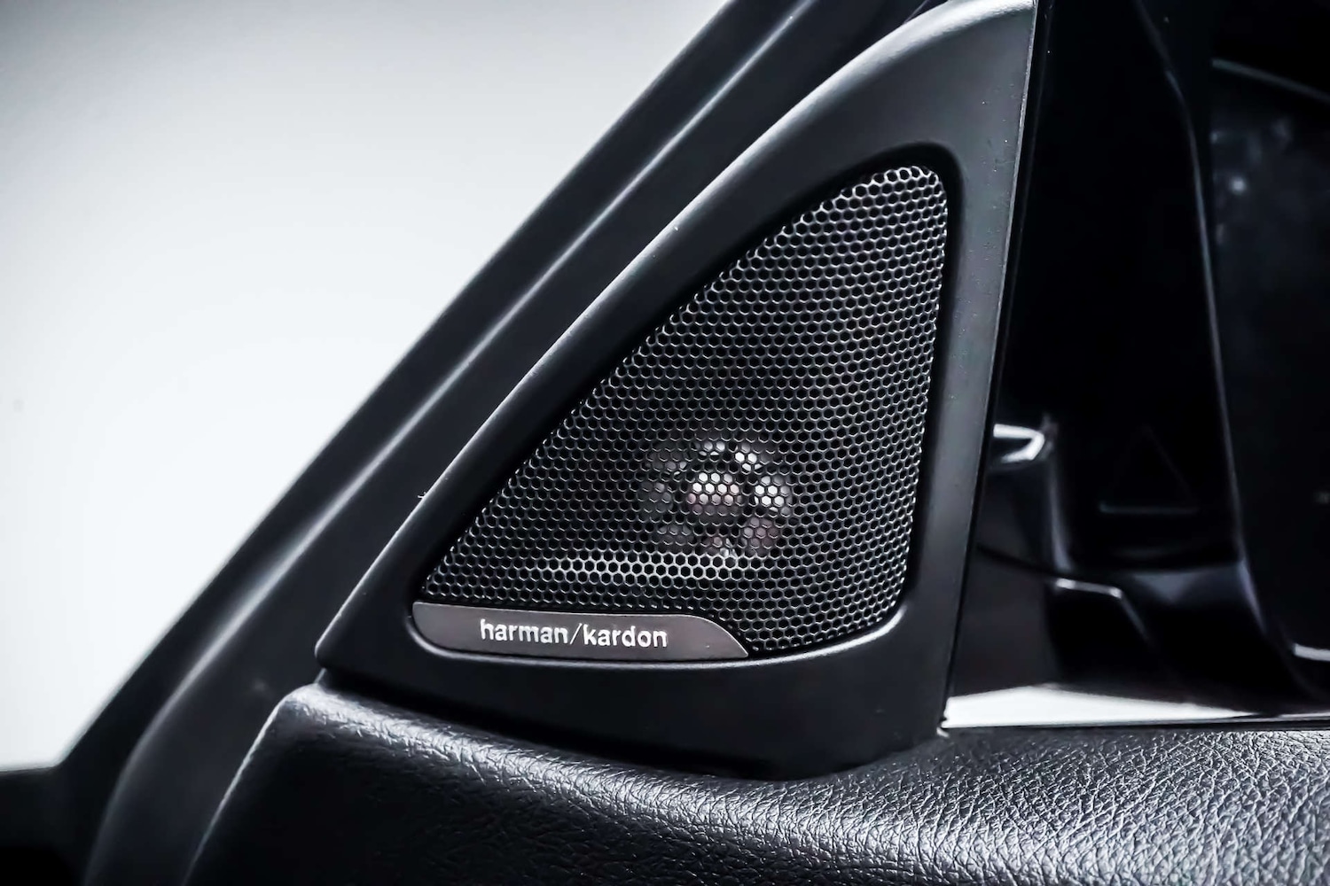 Used BMW M4 2018 for sale - 77426856: Photo 16