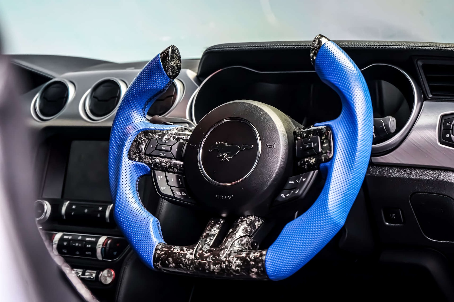 Used Ford Mustang 2019 for sale - 77426921: Photo 3