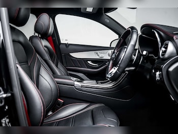 Used Mercedes-Benz GLC 2021 for sale - 77765857: Photo