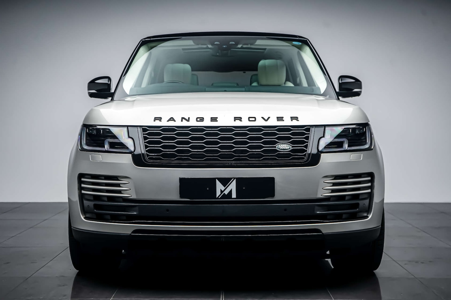 Used Land Rover Range Rover 2018 for sale - 77426937: Photo 2