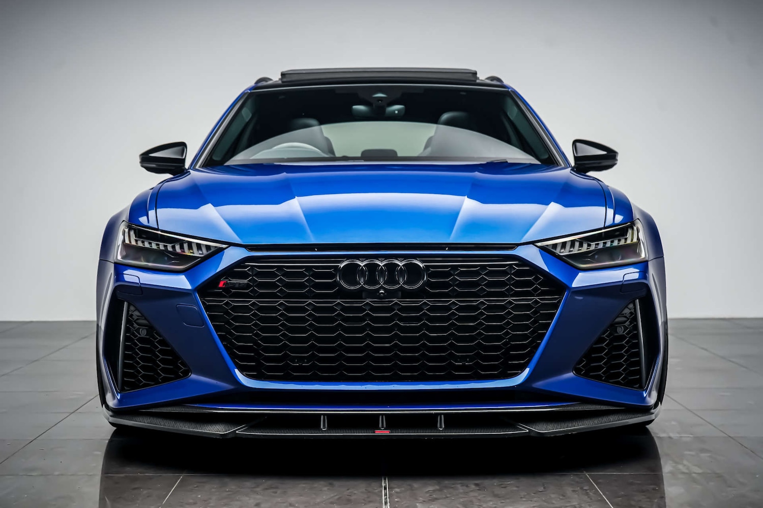 Used Audi RS6 2023 for sale - 77426966: Photo 2