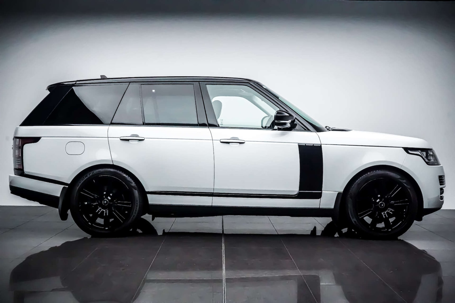 Used Land Rover Range Rover 2016 for sale - 76831027: Photo 9
