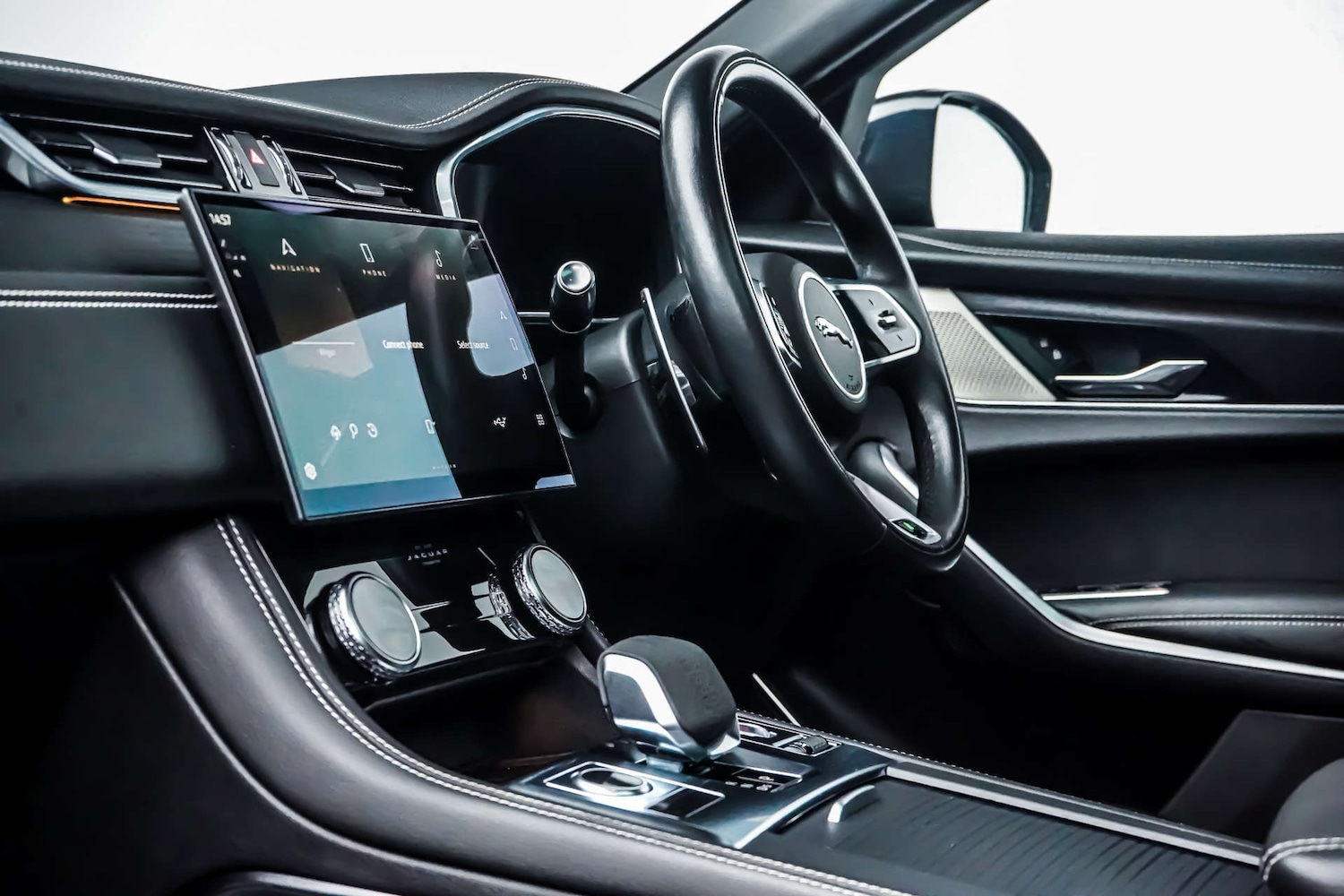 Used Jaguar F-Pace 2022 for sale - 76830869: Photo 18