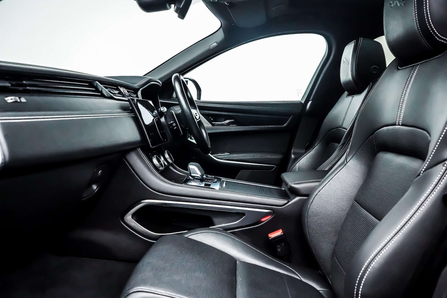 Used Jaguar F-Pace 2022 for sale - 76830869: Photo 7