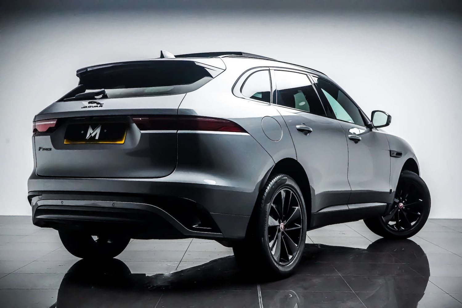 Used Jaguar F-Pace 2023 for sale - 77426875: Photo 15