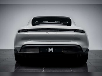 Used Porsche Taycan 2022 for sale - 77920728: Photo