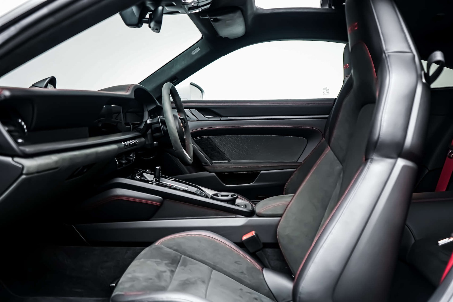 Used Porsche 911 2025 for sale - 77822609: Photo 8