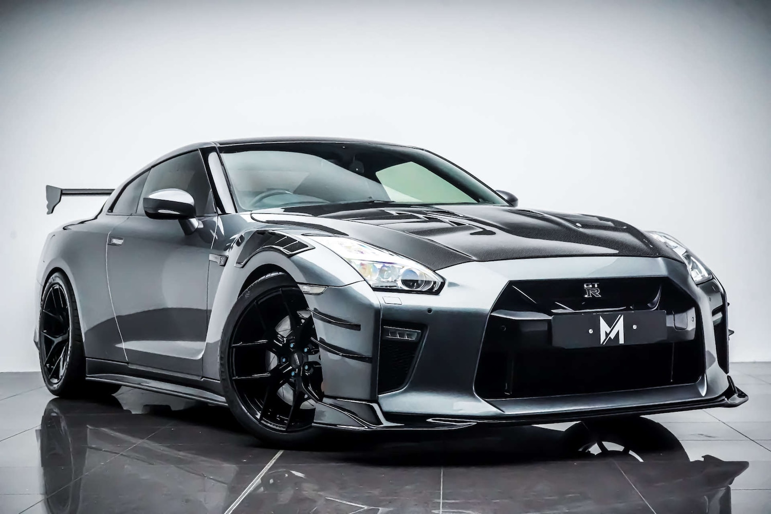 Used Nissan GT-R 2017 for sale - 76830983: Photo 1