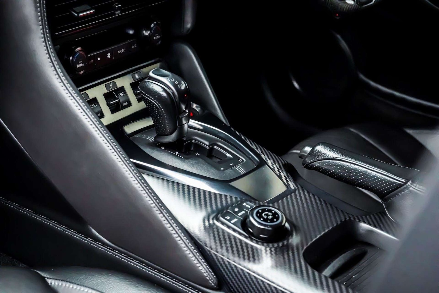 Used Nissan GT-R 2017 for sale - 76830983: Photo 26