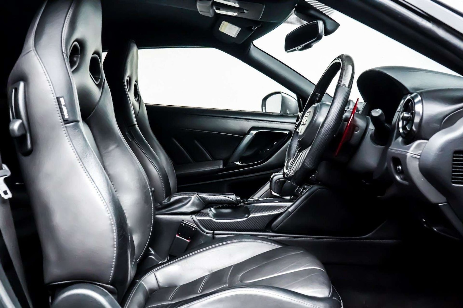 Used Nissan GT-R 2017 for sale - 76830983: Photo 6