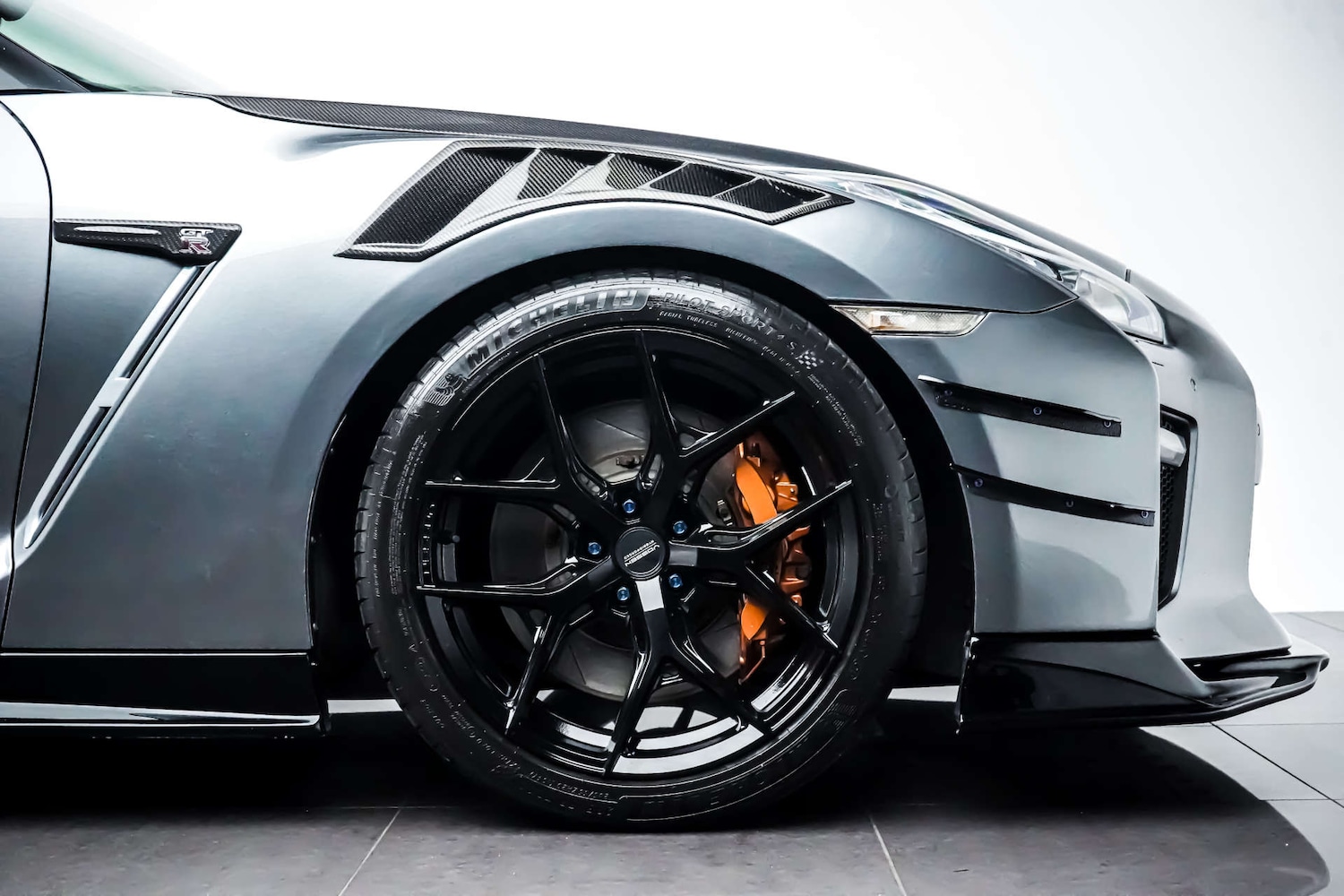 Used Nissan GT-R 2017 for sale - 76830983: Photo 9