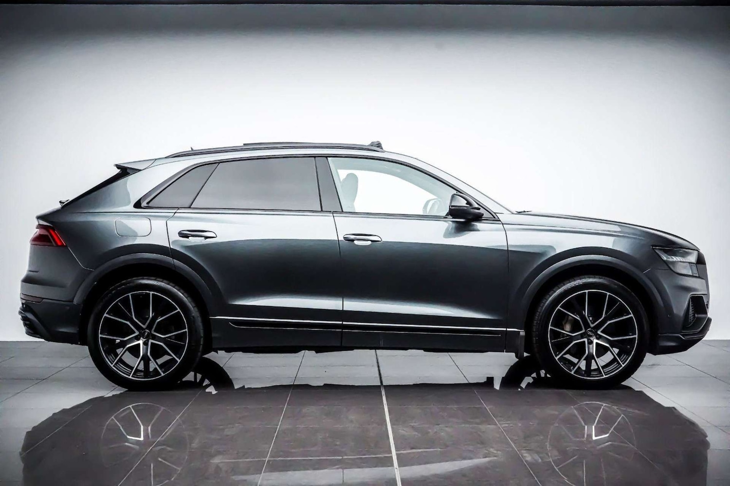 Used Audi Q8 2019 for sale - 76830986: Photo 11