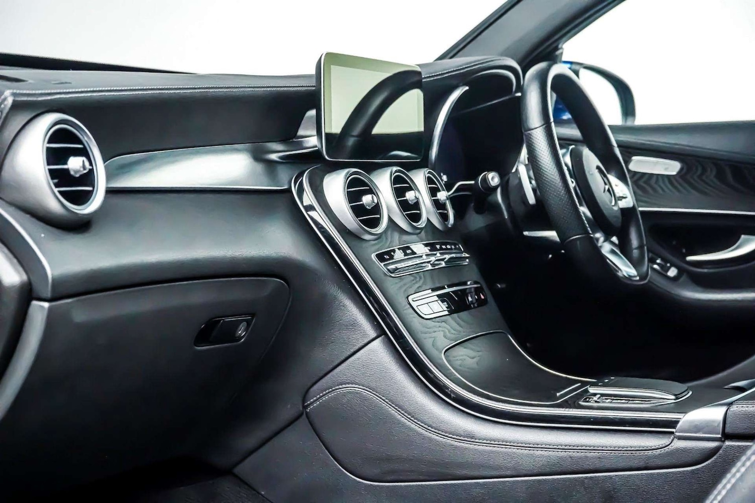 Used Mercedes-Benz GLC 2020 for sale - 77054919: Photo 17