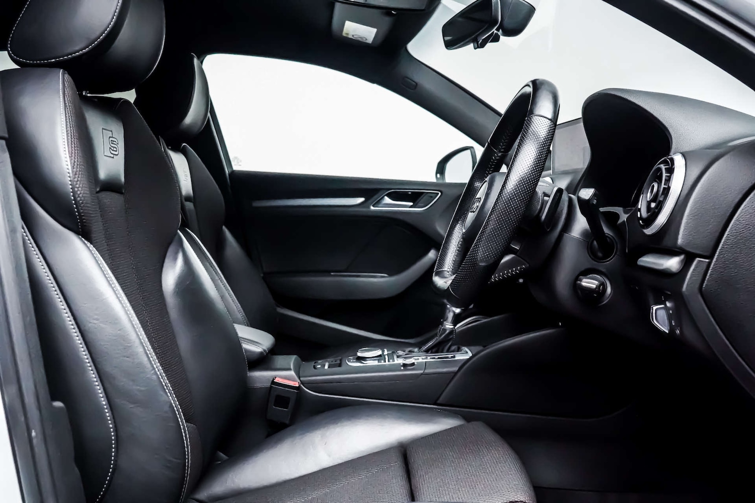 Used Audi A3 2016 for sale - 76831011: Photo 6