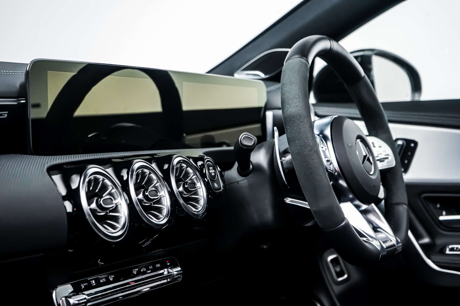 Used Mercedes-Benz CLA 2023 for sale - 77022454: Photo 25