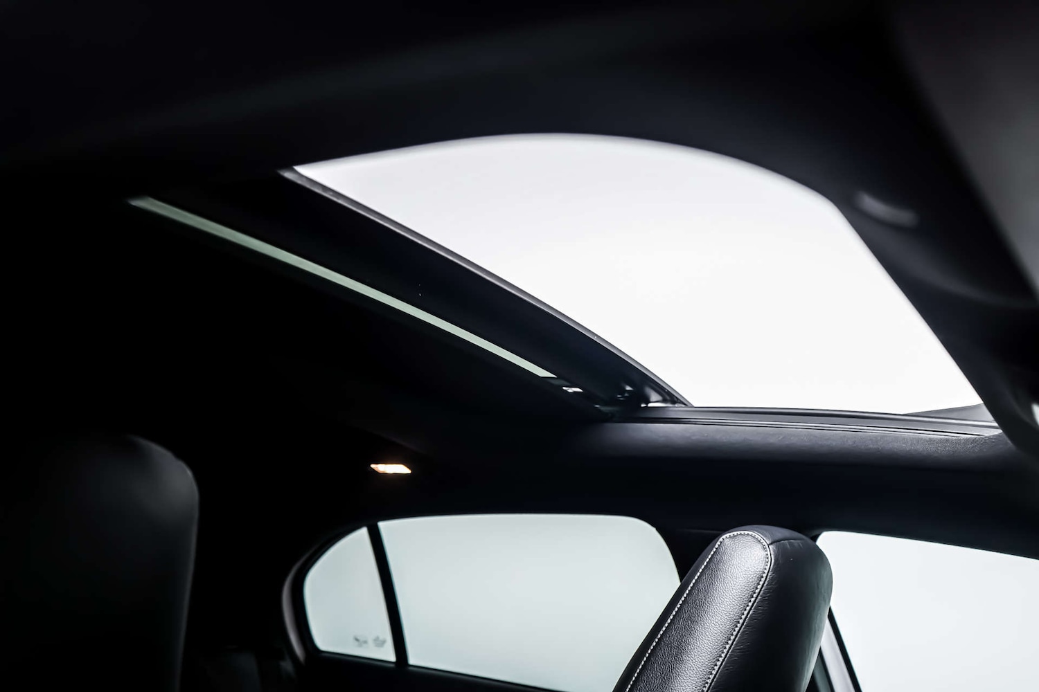 Used Mercedes-Benz A-Class 2019 for sale - 77426958: Photo 3