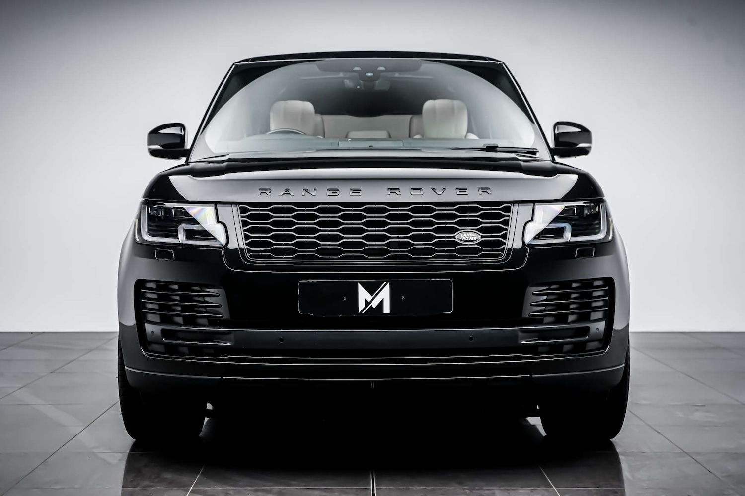 Used Land Rover Range Rover 2019 for sale - 77644051: Photo 2