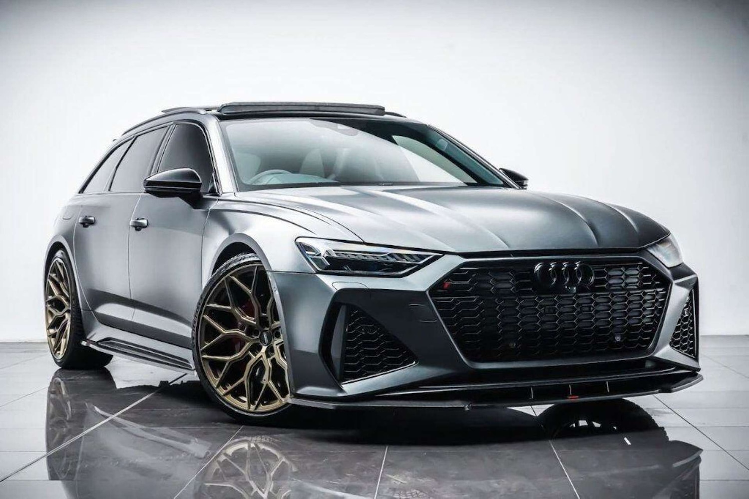 Used Audi RS6 2021 for sale - 76831006: Photo 1