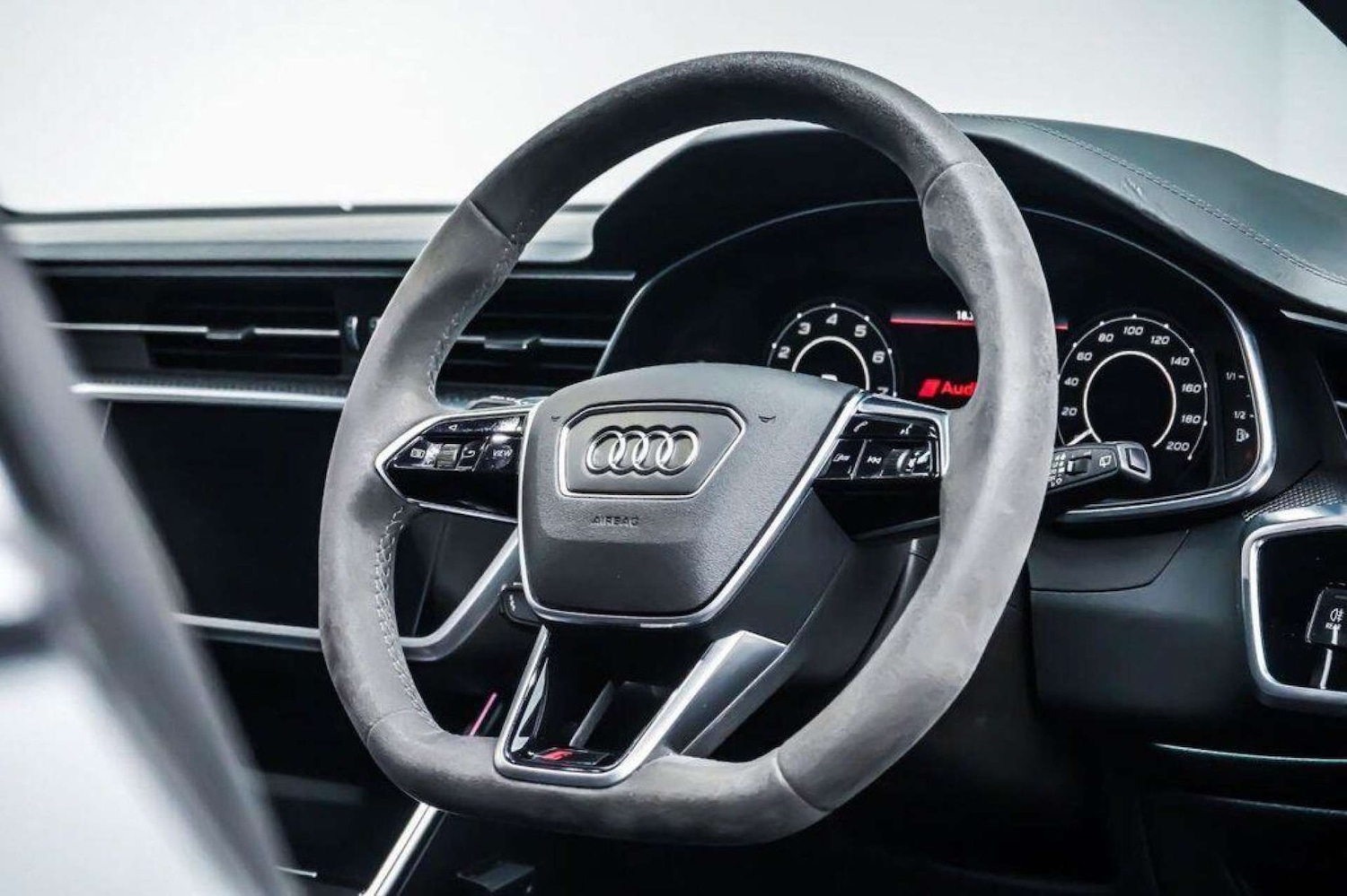 Used Audi RS6 2021 for sale - 76831006: Photo 26