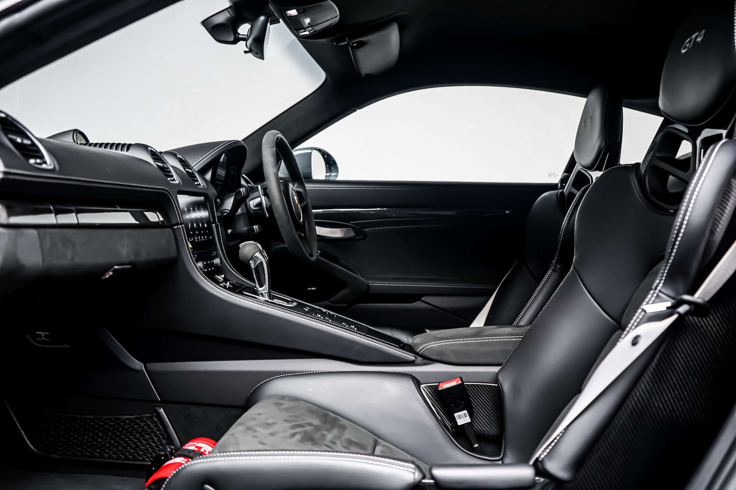 Used Porsche 718 Cayman 2022 for sale - 77837335: Photo 8